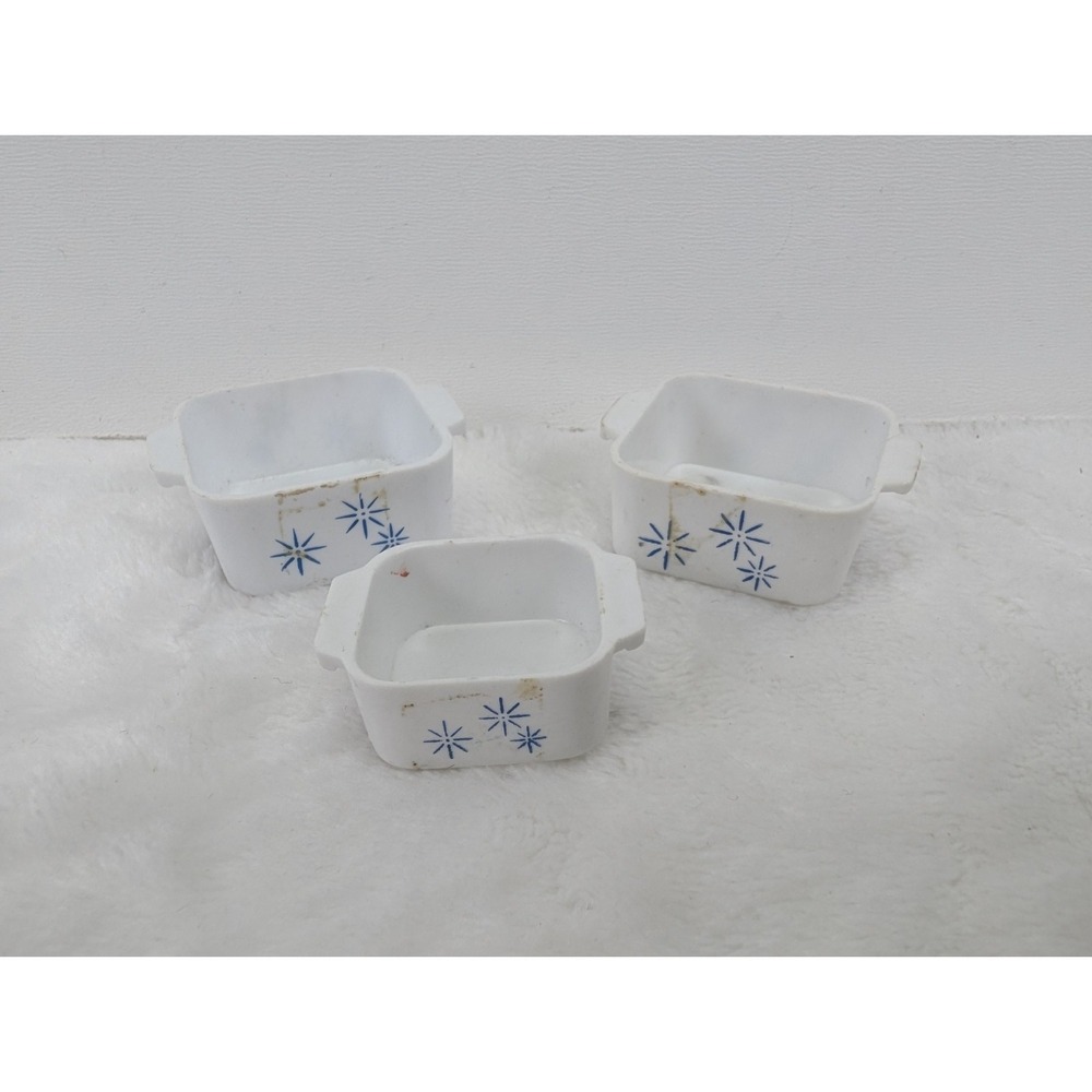 Vintage Hostess Barbie Brunch Time Casserole Dishes Blue White
